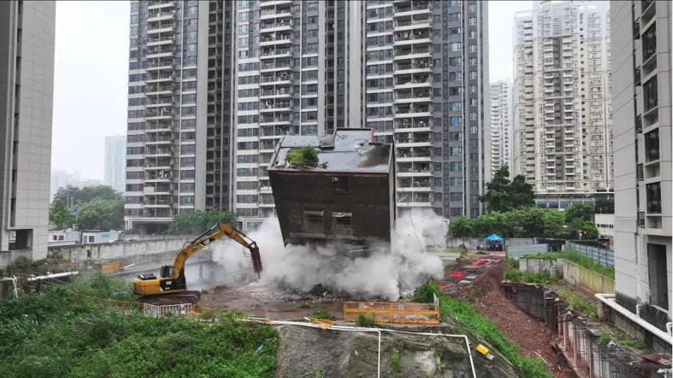 历时15年,广州“土豪村”1950栋村屋终于拆除清零,周边房价每平方米已是10万元+